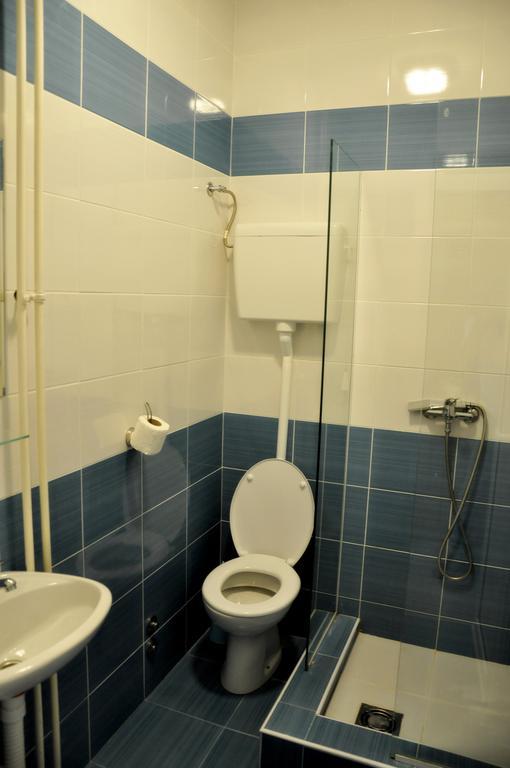 Rooms Karadjordje Beograd Eksteriør billede
